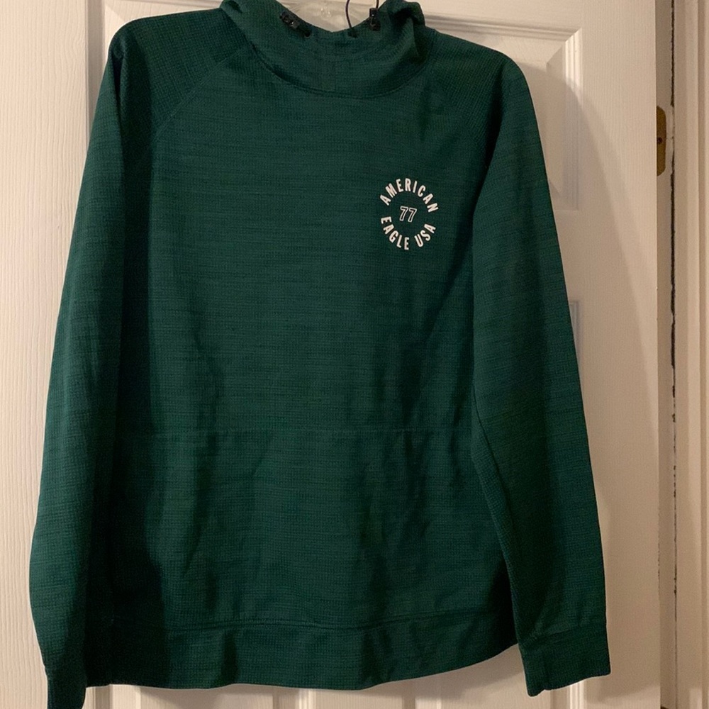 American eagle men’s light weight hoodie shirt